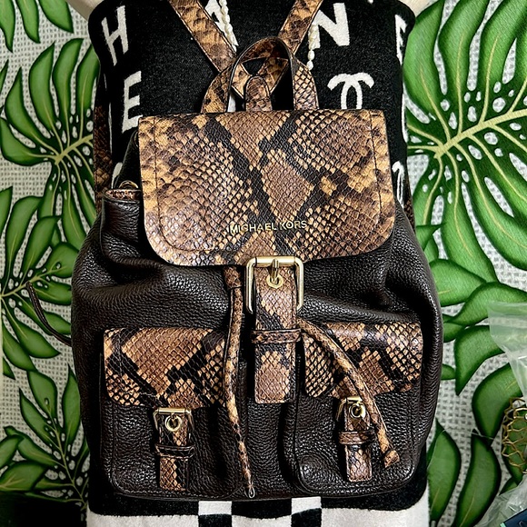 🖤MICHAEL KORS Susie Small Backpack Animal Print Snake Embossed Leather - Picture 1 of 17
